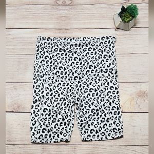 NEW!!! Women's Mazusports cheetah biker shorts Sz.XL